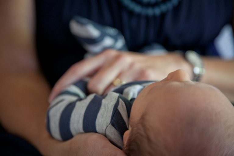 Terapia czaszkowo-krzyżowa dla noworodków i dzieci – Mama Rehabilitantka